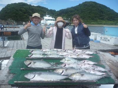 8月7日 土 の釣果 シラサエビ販売再開 公式 釣堀紀州 和歌山 有田郡広川町の海上釣堀 釣り堀 紀州